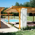 Piscina de Inchiriat langa Bucuresti: Inchiriere Exclusiva la The Sunset Club
