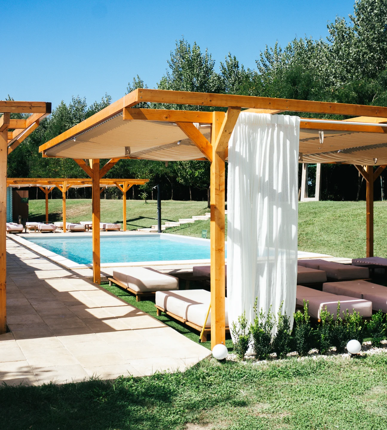 piscina de inchiriat langa bucuresti