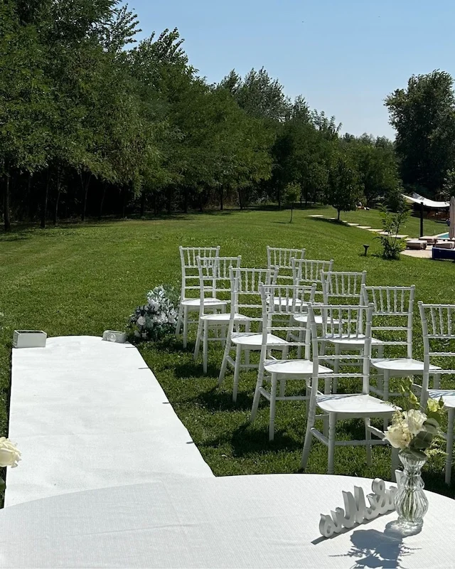 nunta restransa in aer liber